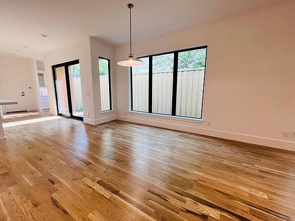 5th image of 4308 Glenwick Ln #4308