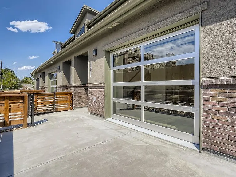 6361 Nelson St — Photo 7