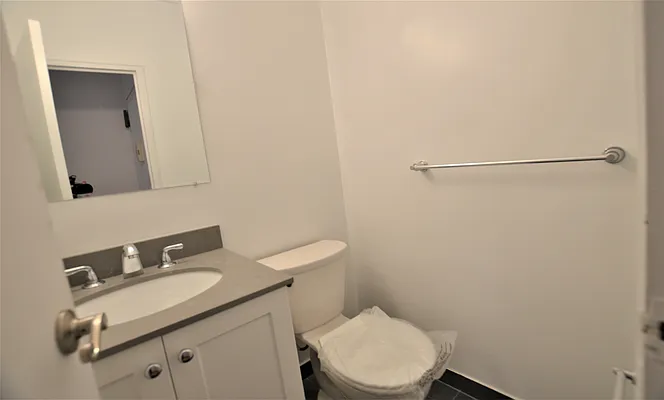 Rented by Manhattan Realty Group | media 8