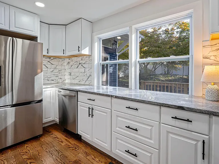 5584 Morning St — Photo 3