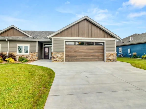 834 Lake Forest Cir, Detroit Lakes, MN 56501