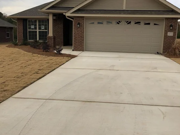 455 Black Creek Trl, Odenville, AL 35120