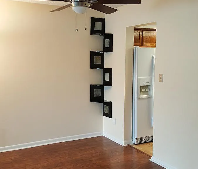 726 Quesnel Dr — Photo 6
