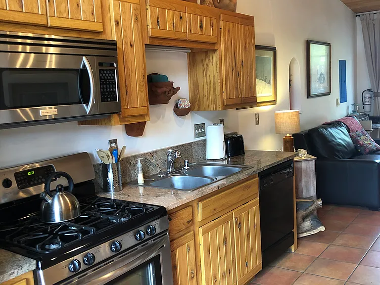 416 Liebert St #3 — Photo 7