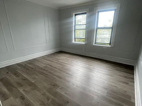 2nd image of 119-121 Osborne Ter #12