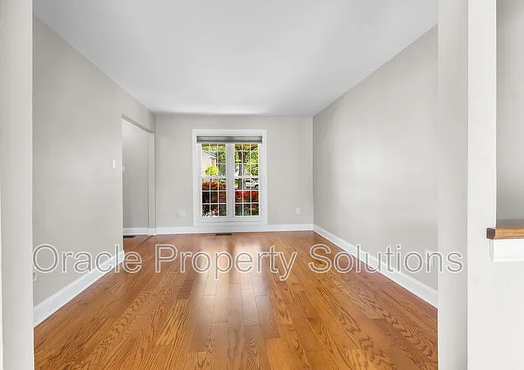 17429 Gallagher Way — Photo 5