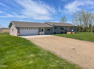 8 Rudy Ln SW, Linton, ND 58552