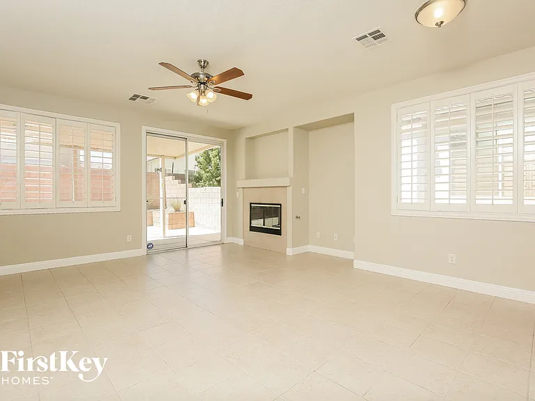 7671 Almond Blossom Ct — Photo 4