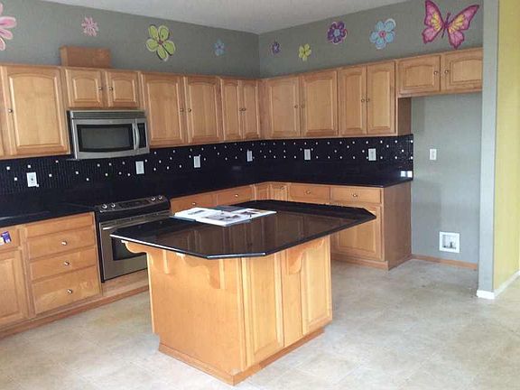 5th image of 13611 SW Liden Dr