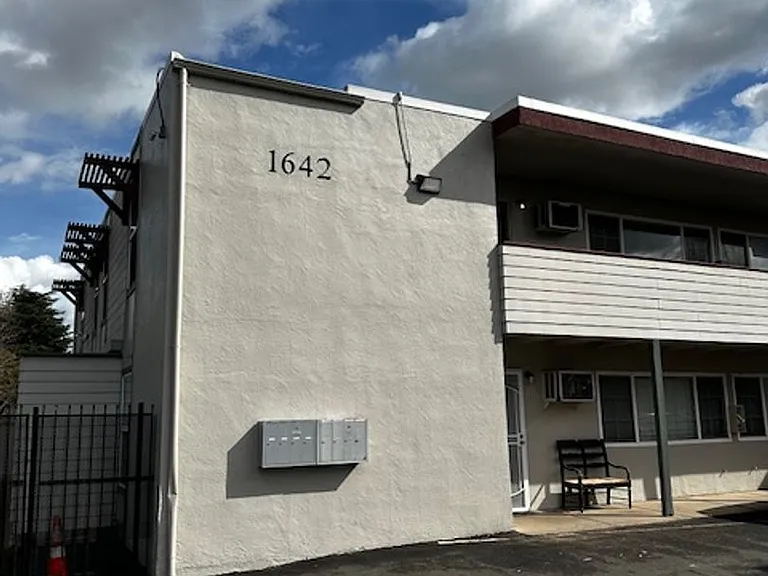 1642 Clayton Rd — Photo 2
