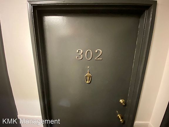 3rd image of 10779 Woodbine St APT 302