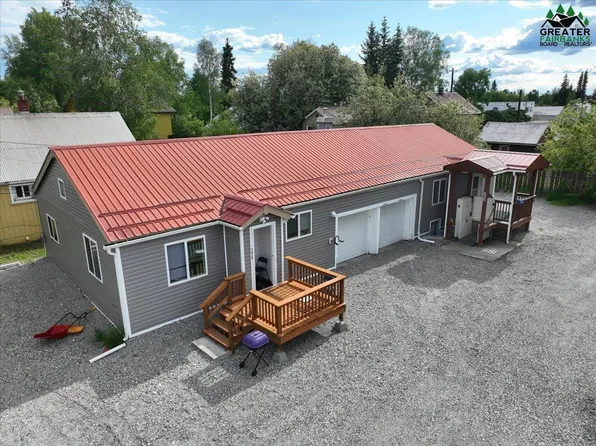 352 Driveway St, Fairbanks, AK 99701