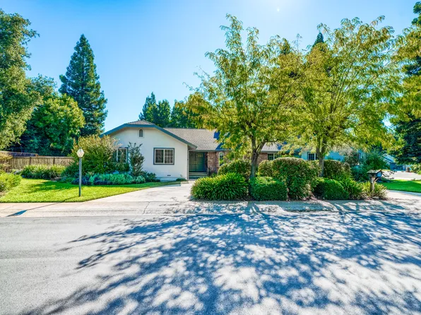 4251 Saratoga Dr, Redding, CA 96002