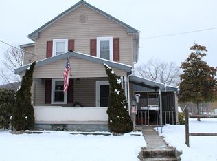 1702 Mifflin St, Saxton, PA 16678