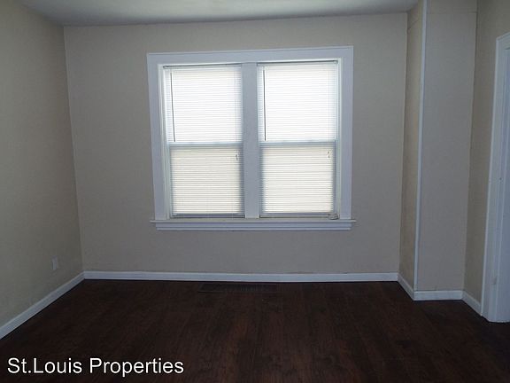 5th image of 3711-3713 Winnebago St