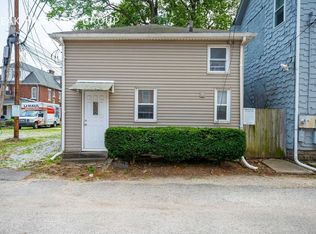 202 1/2 W 8th Ave, Columbus, OH 43201