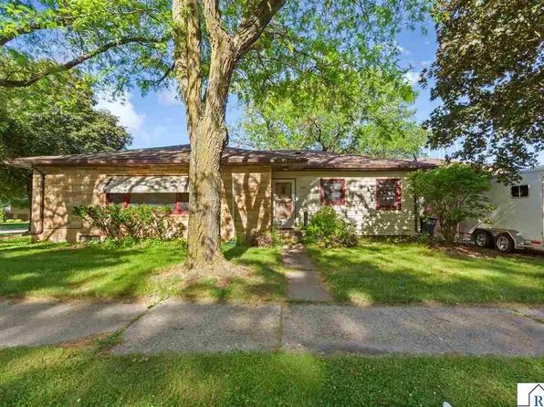 140 2nd Ave N, Amboy, MN 56010