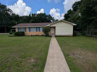 1904 Woodland Dr, Dothan, AL 36301