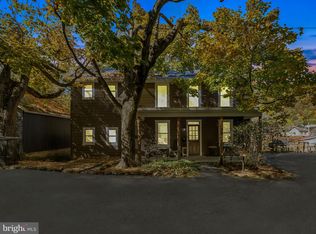 99 N Green St, Berkeley Springs, WV 25411