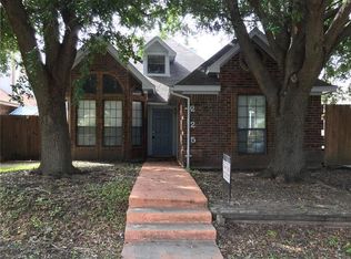 225 Conger Dr, Mesquite, TX 75149