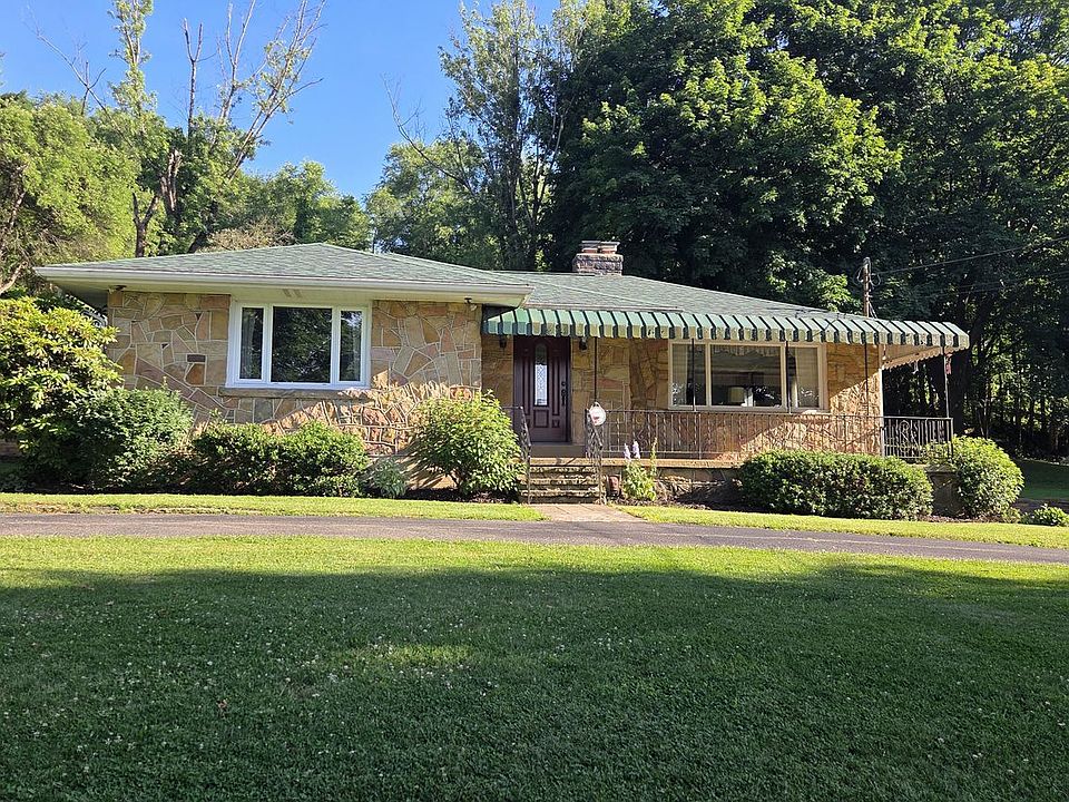 1st image of 377 Orr Ave