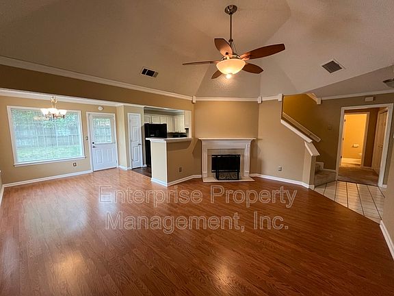 4th image of 8642 Pantherburn Cir N
