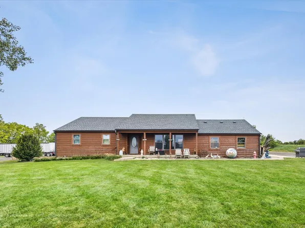 1451 Johnson Rd, Oswego, IL 60543