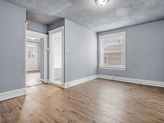 3rd image of 3926-3928 Utah St #3928-2F