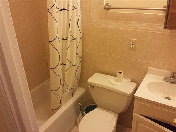 2nd image of 158 W 133rd St APT 3