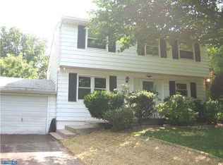 1565 Sylvan Dr, Blue Bell, PA 19422