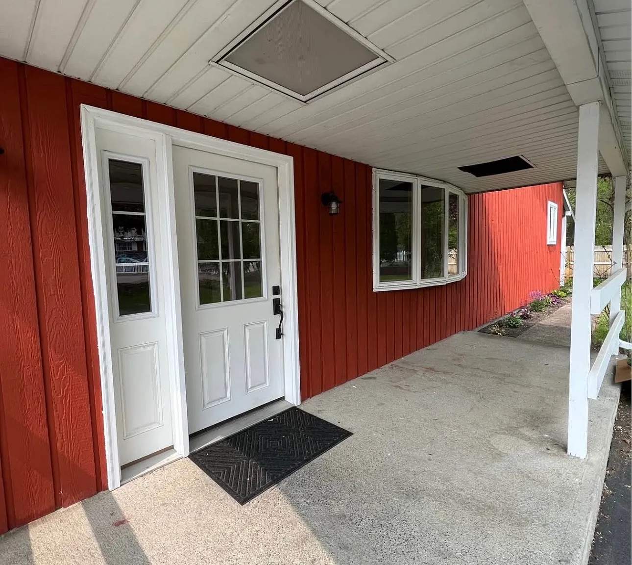 3 bed, 1500 sqft, $2,100 — Photo 1