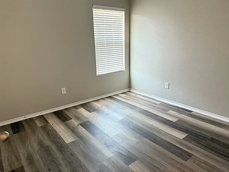 8833 Quarry Ridge Trl — Photo 15