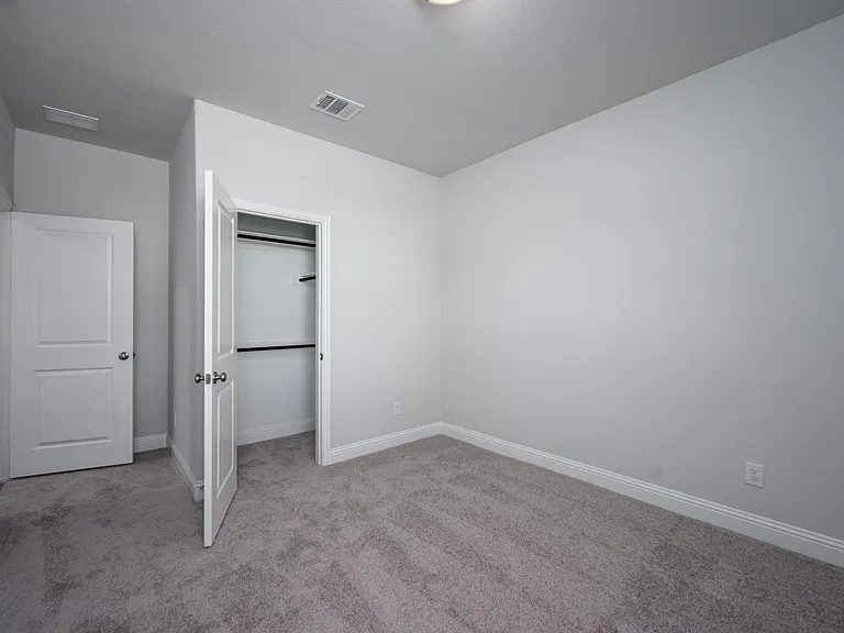 501 Amenduni Ln — Photo 15