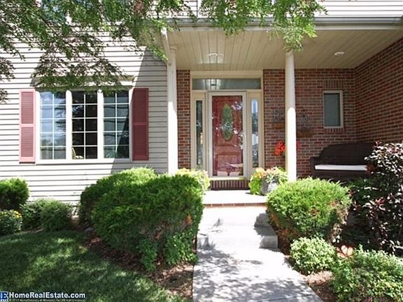 3rd image of 9210 Rockland Cir