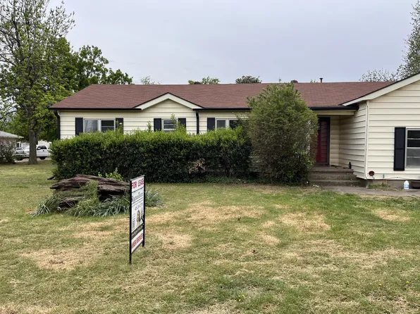 42 E 11th St, Edmond, OK 73034