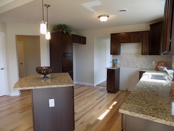 3rd image of 9596 Scotsmoor Ct