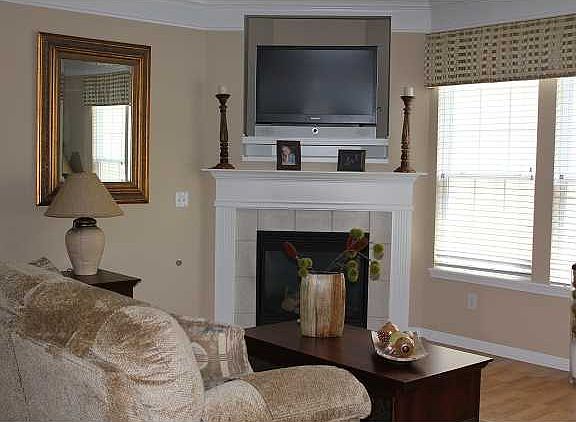 3rd image of 3451 Windy Knoll Ln