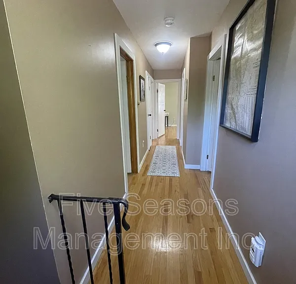 70 Pleasant Ave — Photo 28
