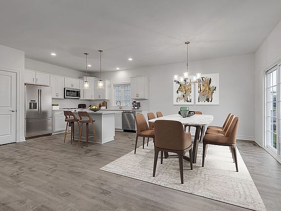 5th image of 50 Eagleview Dr