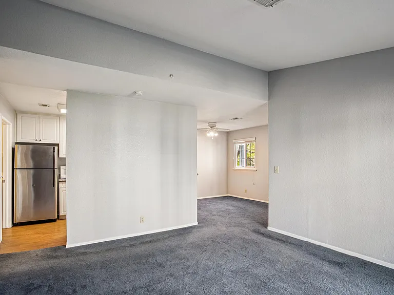 600 Canyon Oaks Dr #F — Photo 16