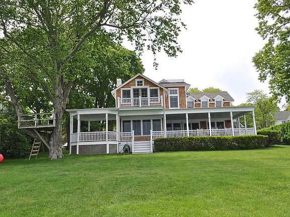 2nd image of 8 Clinton Ave
