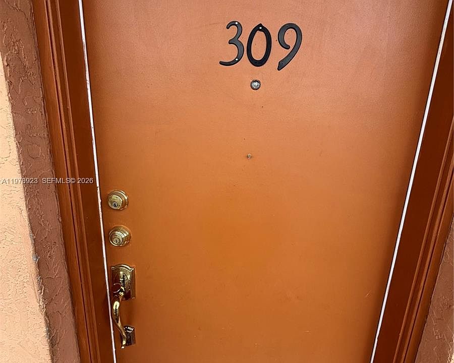 1st image of 1800 W 54th St APT 309