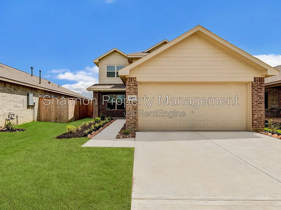 7418 Clover Chase Dr