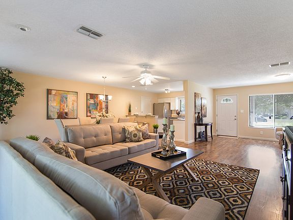 2nd image of 4736 Glenview Ln