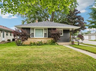 2223 Grove Ave, Racine, WI 53405