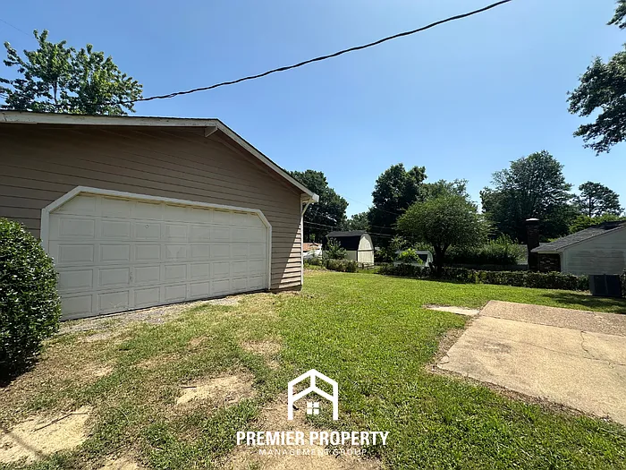 5124 Rolling Meadows Dr — Photo 18
