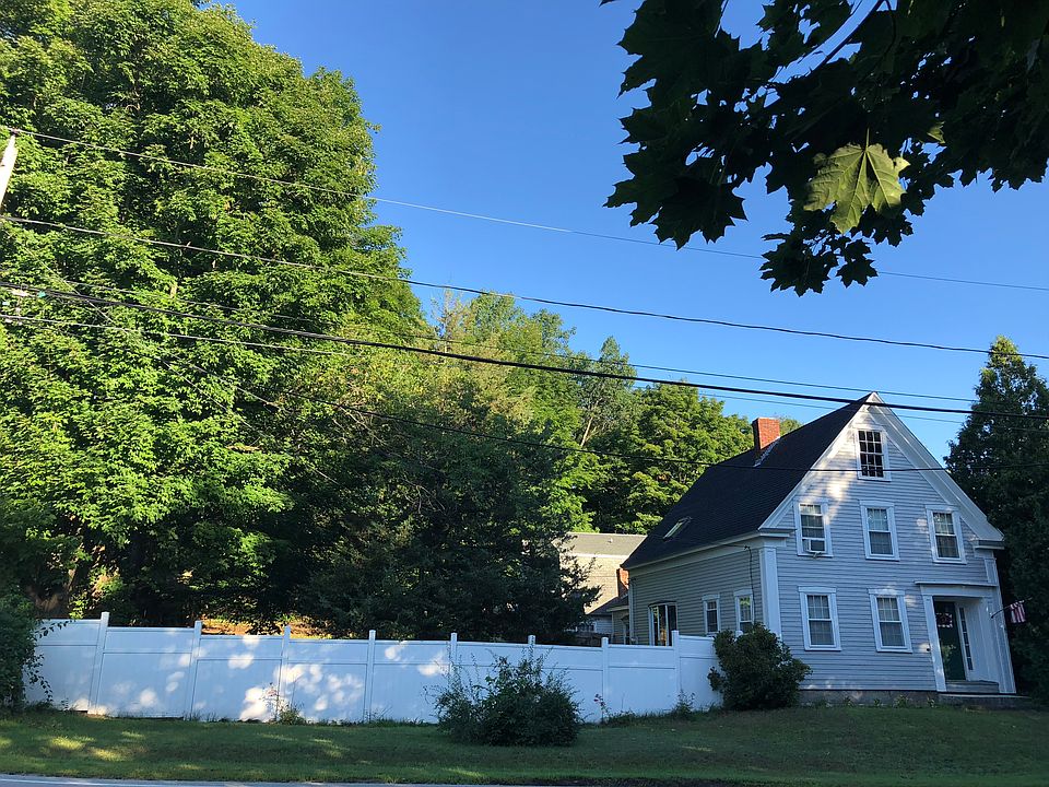 2nd image of 4 Harriman Rd
