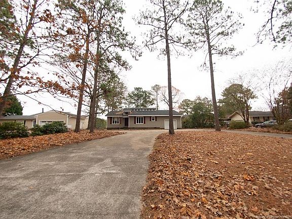 2nd image of 510 Lakeside Ln
