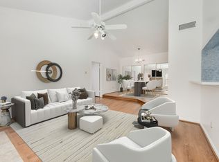 2643 Entrada Blvd, Irving, TX 75038