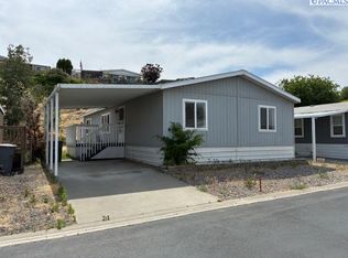 83 Ridgecliff Dr, Richland, WA 99352